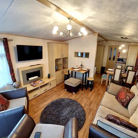 Kemp Mobilhomes Du Kerdidrouz Du Leon Aven Pont-Aven
