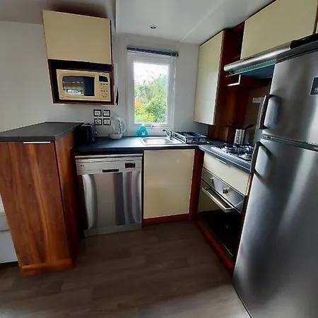 Kemp Mobilhomes Du Kerdidrouz Du Leon Aven Pont-Aven
