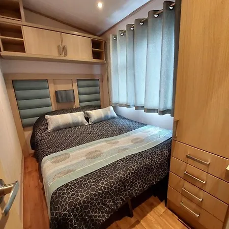 Campsite Mobilhomes Du Kerdidrouz Du Leon Aven *